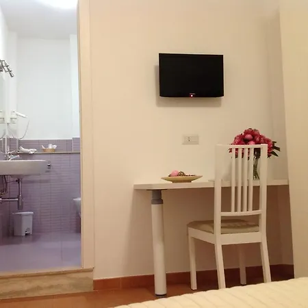 A Casa Di Amici B&B 지아르디니낙소스
