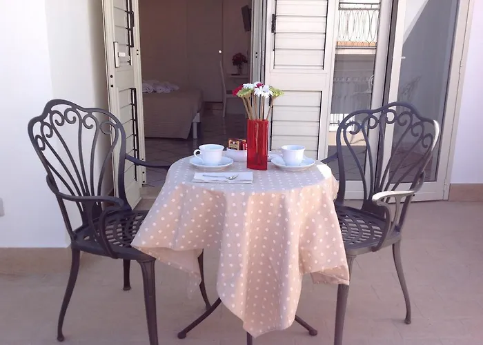 A Casa Di Amici فندق مبيت وإفطار جيارديني ناكسوس