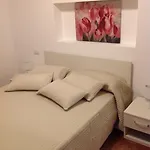 A Casa Di Amici Bed & Breakfast 4*