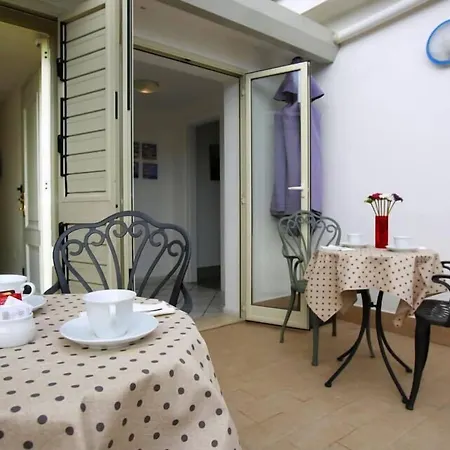 A Casa Di Amici Oda ve Kahvaltı 3*