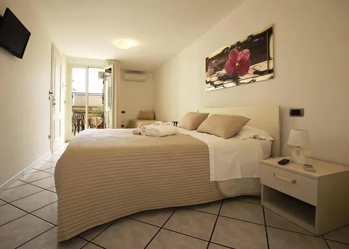 A Casa Di Amici 3* גיארדיני נאקסוס